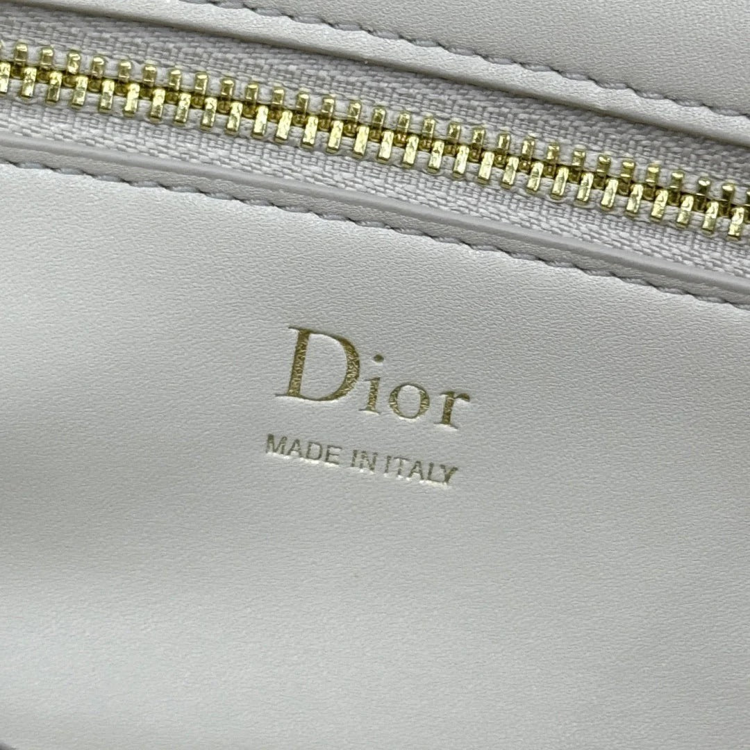 Dior 2026 Médaillon Flap Bag Rock Grey Grained Calfskin