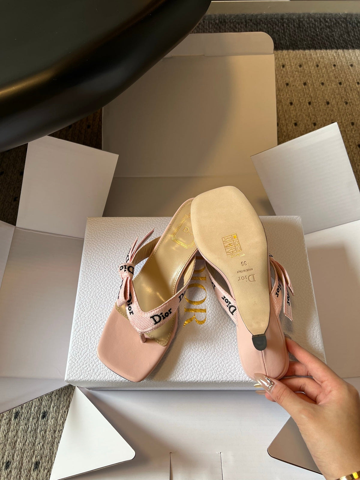 CD 26s Dway Thong Sandal Light Pink Cotton Lambskin 918055