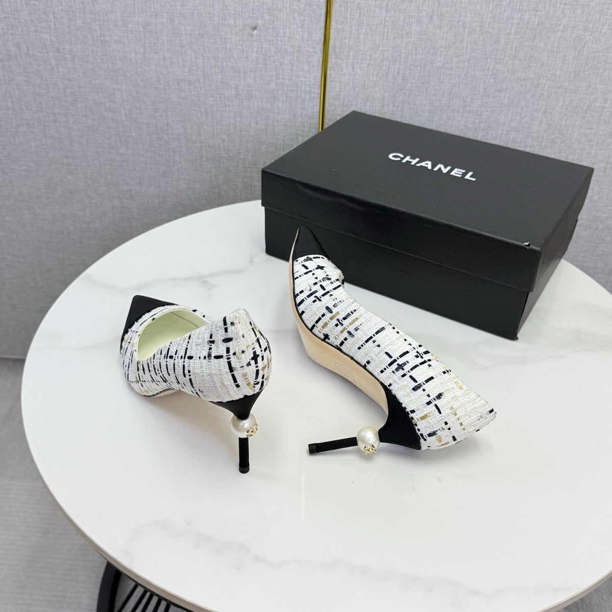 Chanel 2026 Pumps 85mm Tweed Pearl White Black 801952