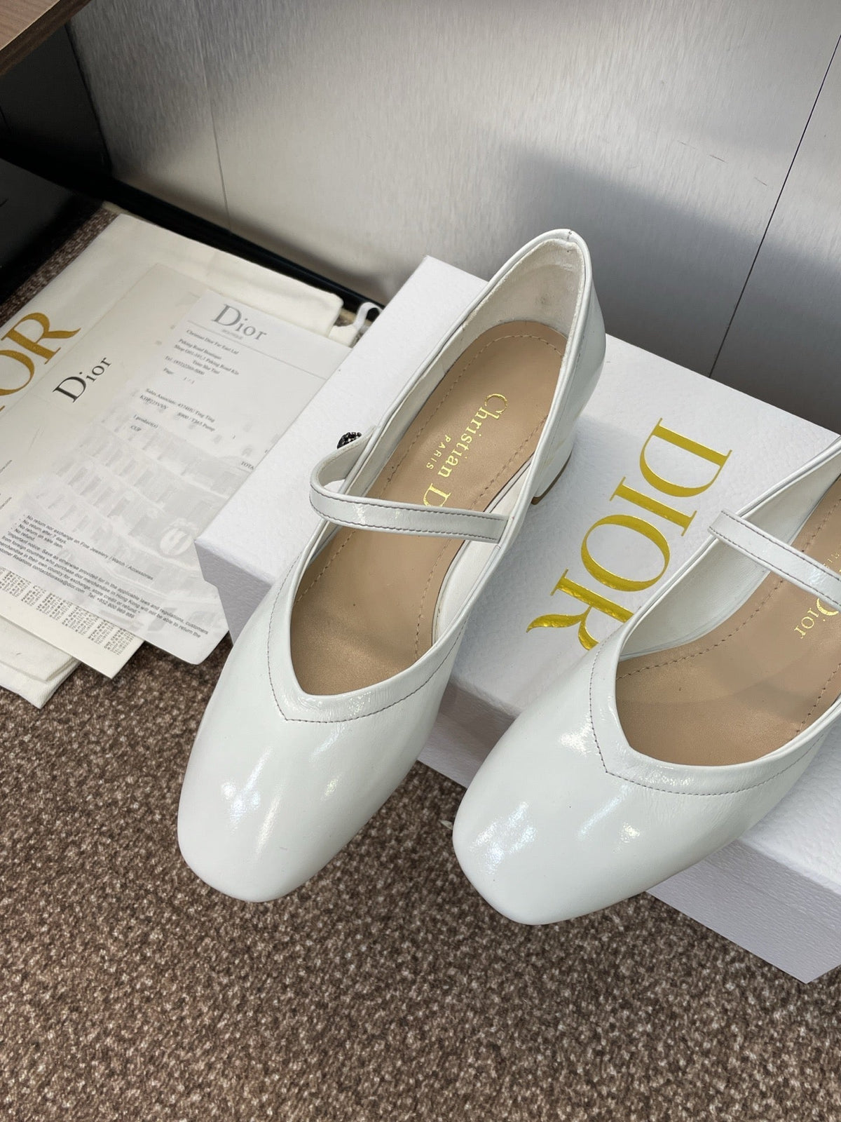 CD Chunky Heel Round Toe Ballet White Patent Leather 524206