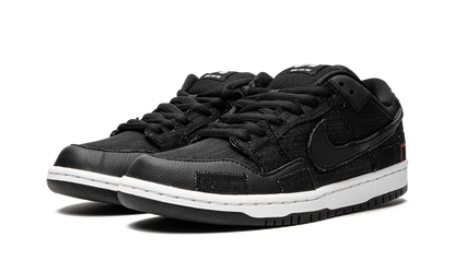 SB Dunk Low "Wasted Youth - Special Box" DD8386 001a