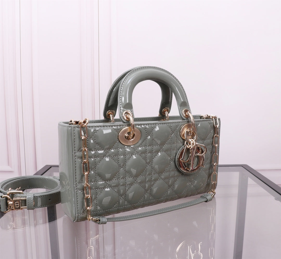 MEDIUM LADY D-JOY 26 ROCK GRAY LAMBSKIN