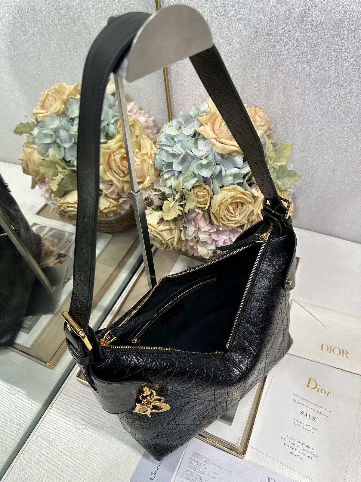 CD Medium Dior Voyage Bag 28cm Black Glossy Macrocannage Calfskin 288634