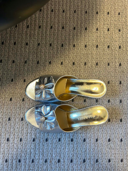 CC 26s High-Heeled Slides 60 Metallic Sliver Cowhide 627183