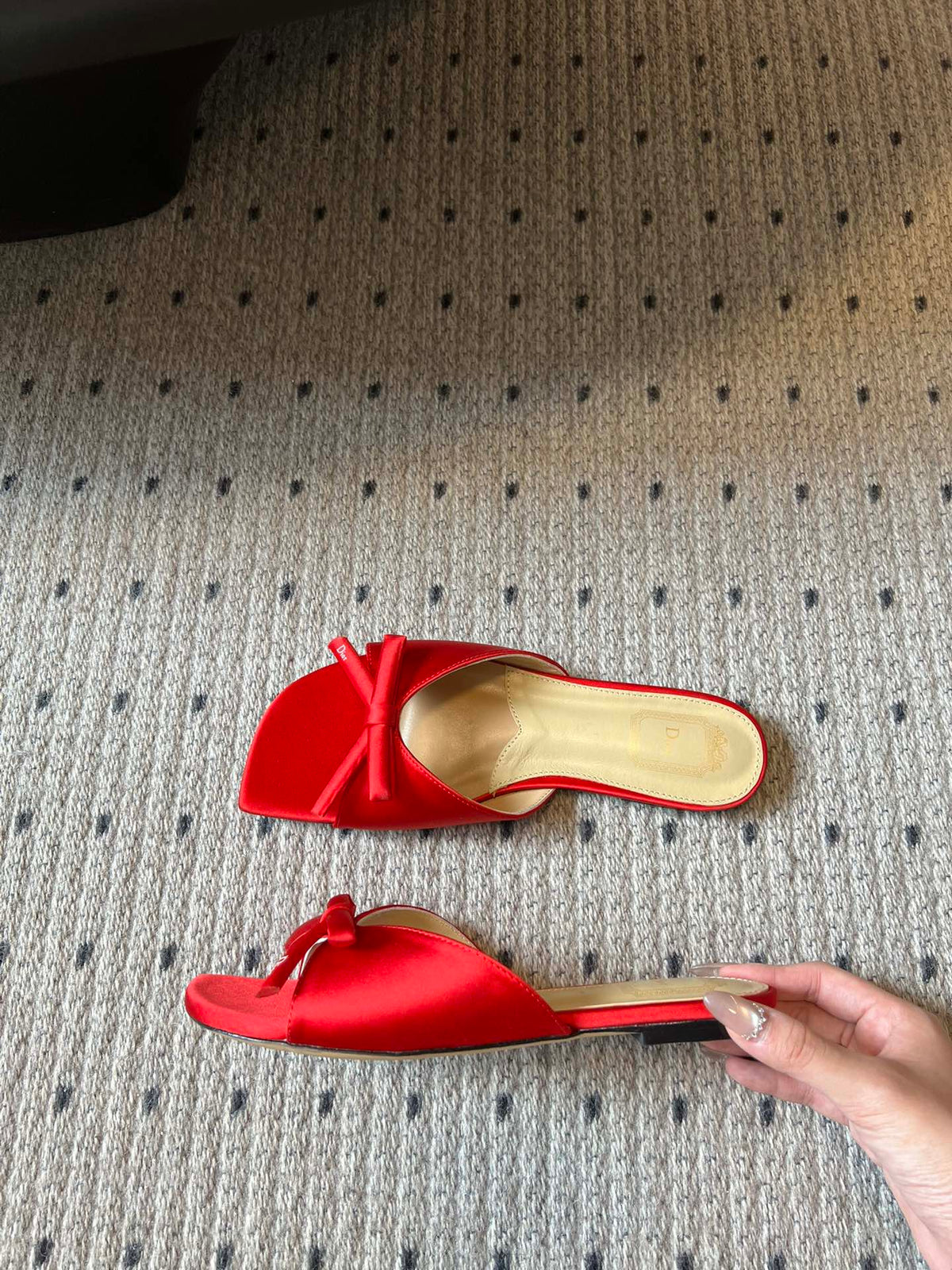 CD 26s Bow Slide Red Satin 820004