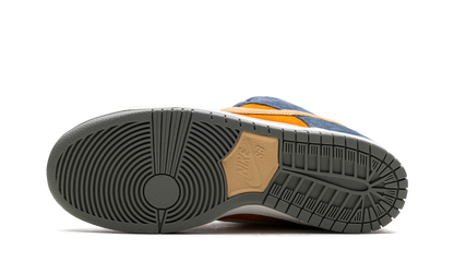 SB Dunk Low Pro "Light Carbon" HF3063 002