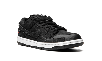 SB Dunk Low "Wasted Youth - Special Box" DD8386 001a