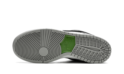 SB Dunk Low Pro "Chlorophyll" BQ6817 011