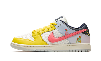 SB Dunk Low "Be True" DX5933 900