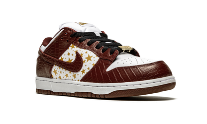SB Dunk Low "Supreme - Stars - Barkroot Brown" DH3228 103
