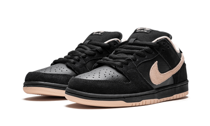 SB Dunk Low Pro "Black Coral" BQ6817 003