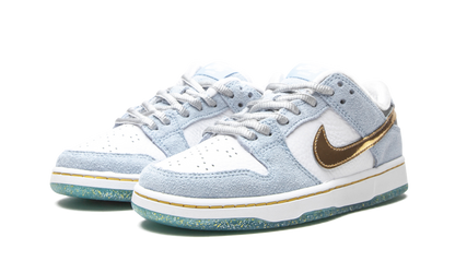 SB Dunk Low PS "Sean Cliver - Holiday Special" DJ2519 400