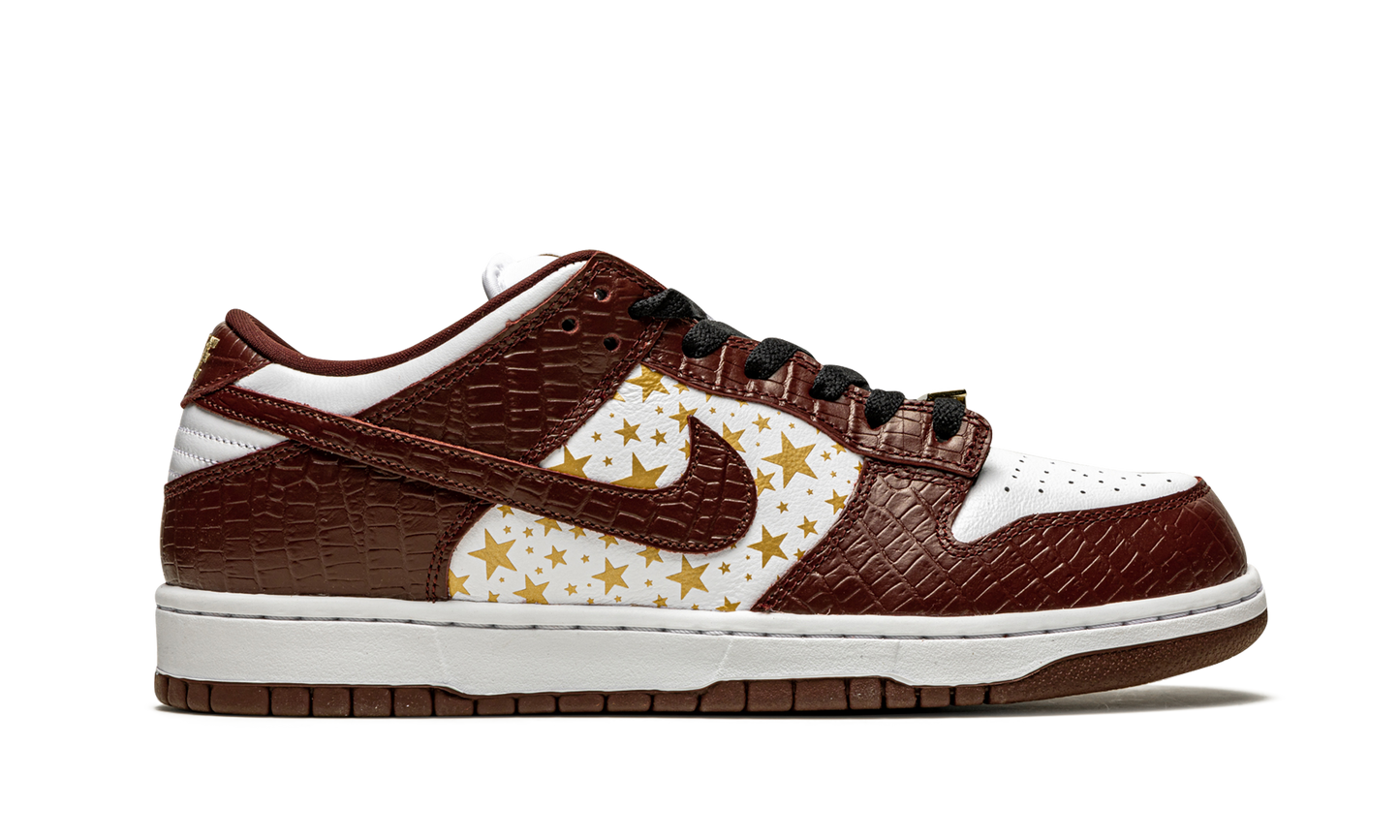 SB Dunk Low "Supreme - Stars - Barkroot Brown" DH3228 103