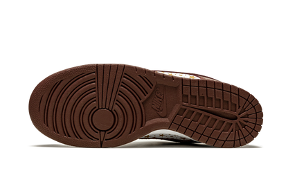 SB Dunk Low "Supreme - Stars - Barkroot Brown" DH3228 103