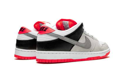 SB Dunk Low "Infrared" CD2563 004