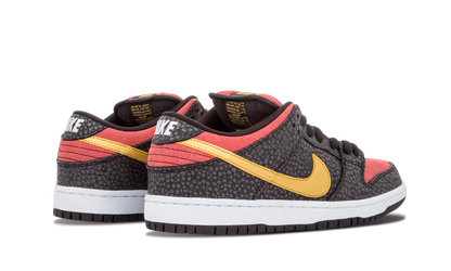 SB Dunk Low Premium QS "Walk Of Fame" 504750 076