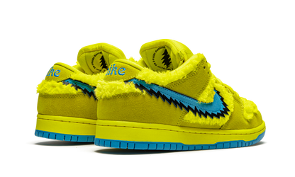 SB Dunk Low "Grateful Dead - Yellow Bear" CJ5378 700