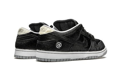 SB Dunk Low "Medicom Toy - BE@RBRICK" CZ5127 001