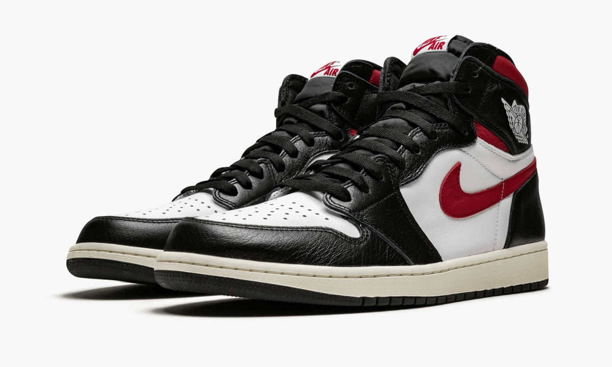 Air Jordan 1 Retro High OG “Gym Red” Sneakers - Vintage Inspired