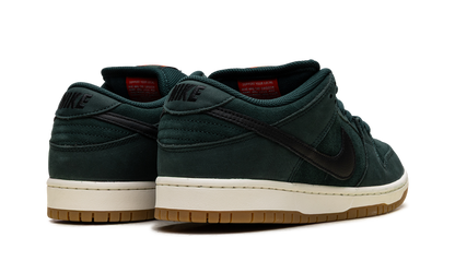 SB Dunk Low Pro "Deep Fir" FJ1674 300