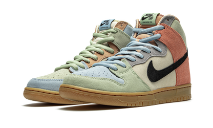 SB Dunk High "Spectrum" CN8345 001