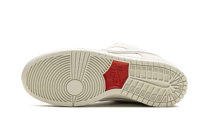 SB Dunk Low "Valentine's Day - Low Love Found" FZ5654 100