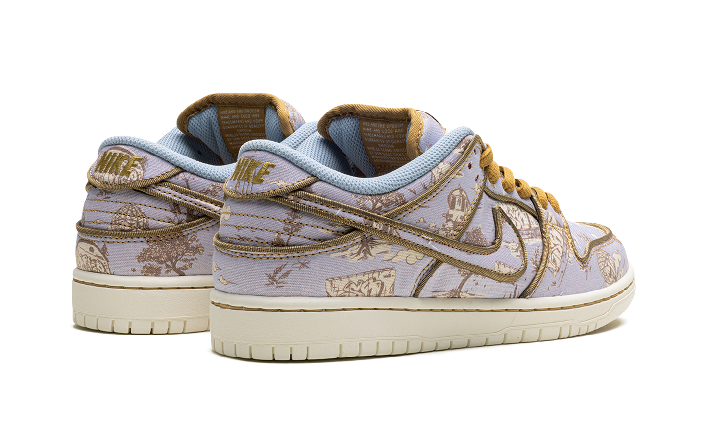 SB Dunk "Pastoral Print" FN5880 001