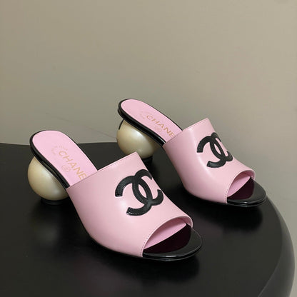 CC 2026 Pearl Flat Sandals 70 Sheepskin Double C Logo