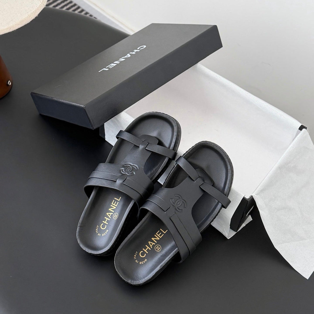 CC 2026 Early Sandals Genuine Leather 700426