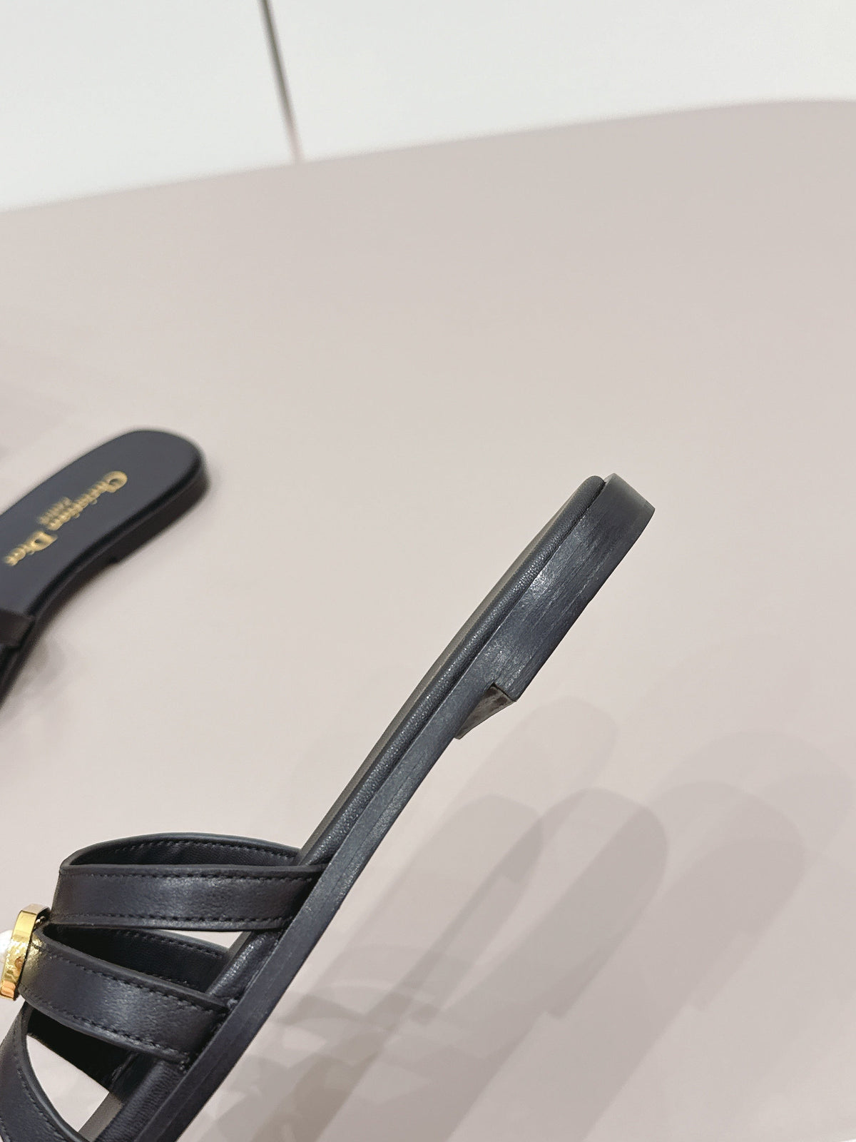 CD 26s 30M Slide Black Calfskin 738222