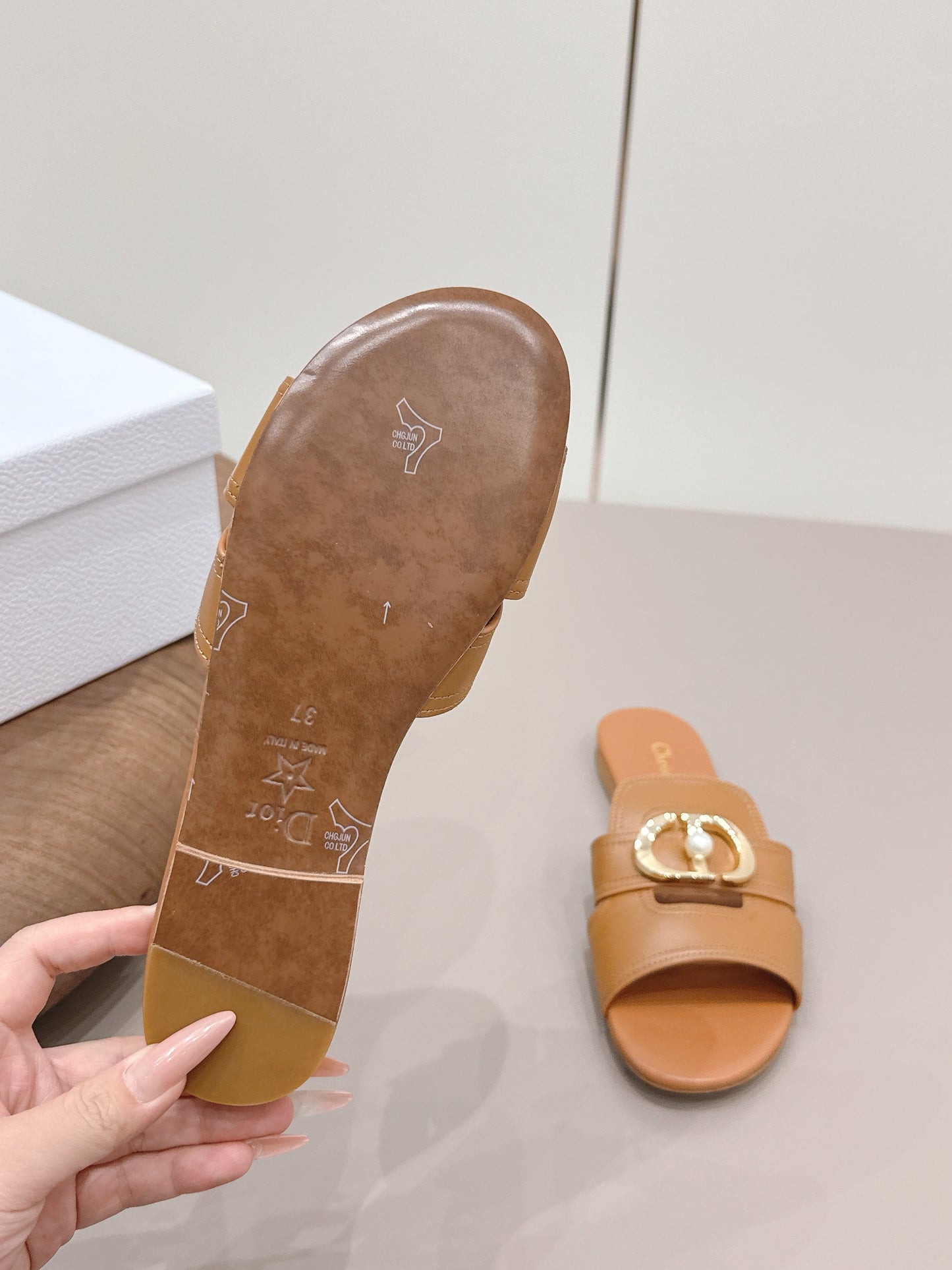 CD 30 Montaigne Slide Tan Calfskin 738230
