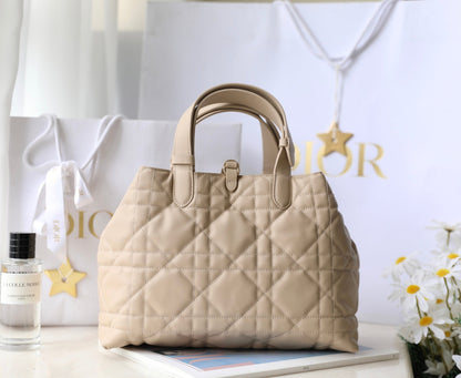 CD Toujours Bag 28.5 Light Beige Calfskin