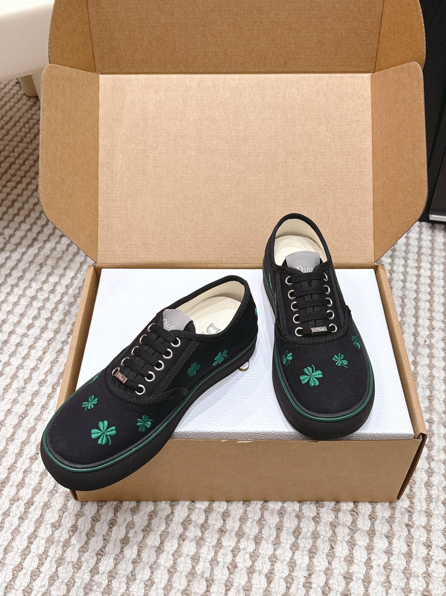 CD Saltwind Sneakers Black Four-leaf Clover Embroidery Canvas 632438