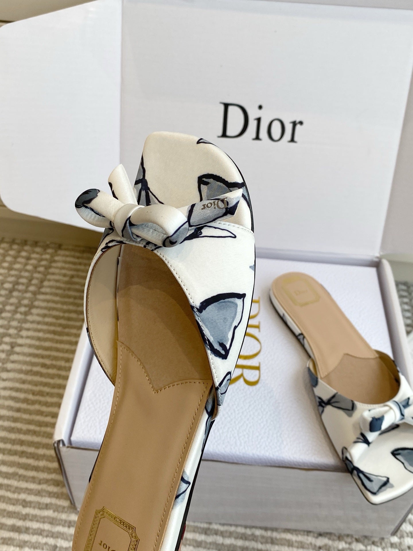 CD 26s Bow Kitten Flat Open Back Sandals White Blue Lambskin 909652