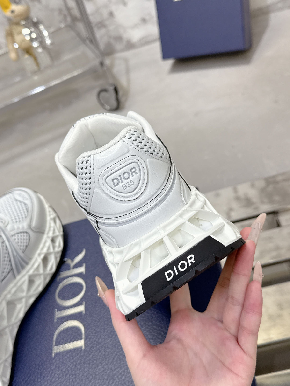 CD 26s Sneaker White Mesh Suede 905041
