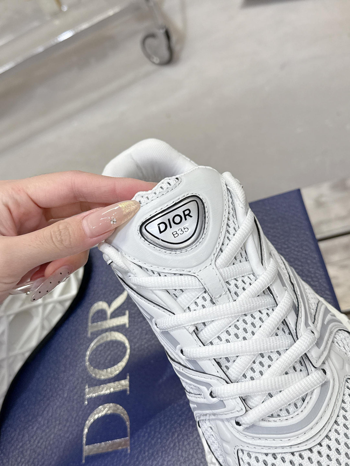 CD 26s Sneaker White Mesh Suede 905041