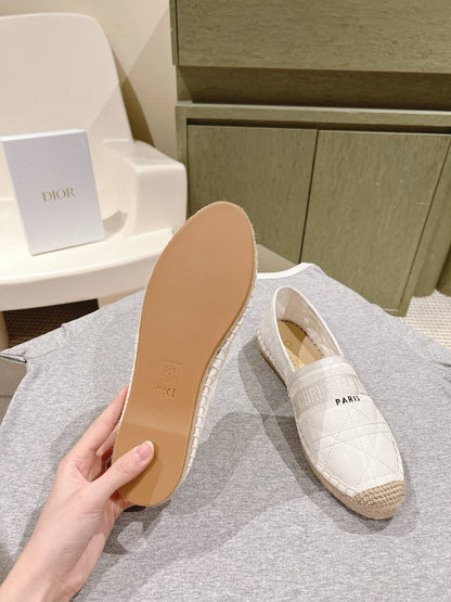CD 26s Loafers Embroidery White Cowhide 653264