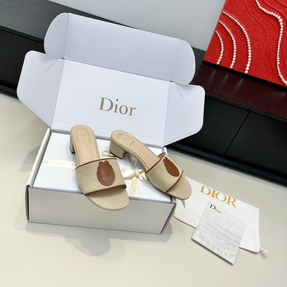 CD Médaillon Slide 4.5cm Cream Brown Denim 899860