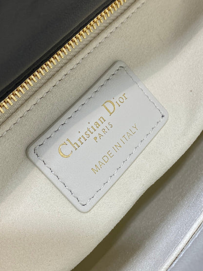 small lady 20 white black lambskin