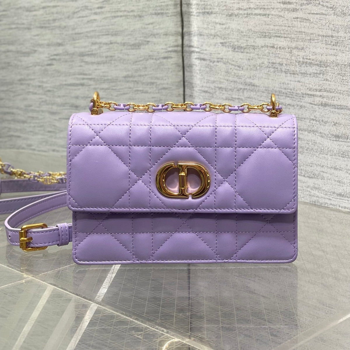 CD Miss Caro 17 Bag Purple Calfskin 229250