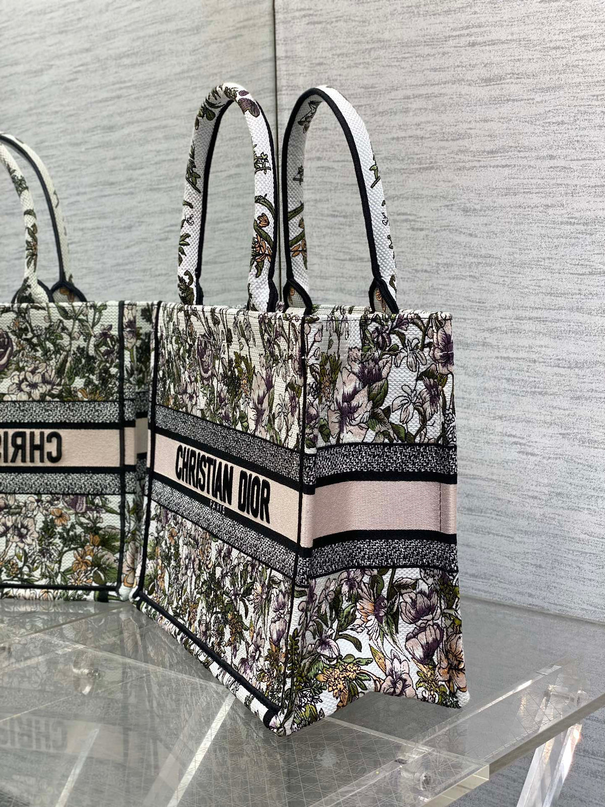 CD Medium Dior Book Tote Full Floral Motif White Pink Cotton 272912