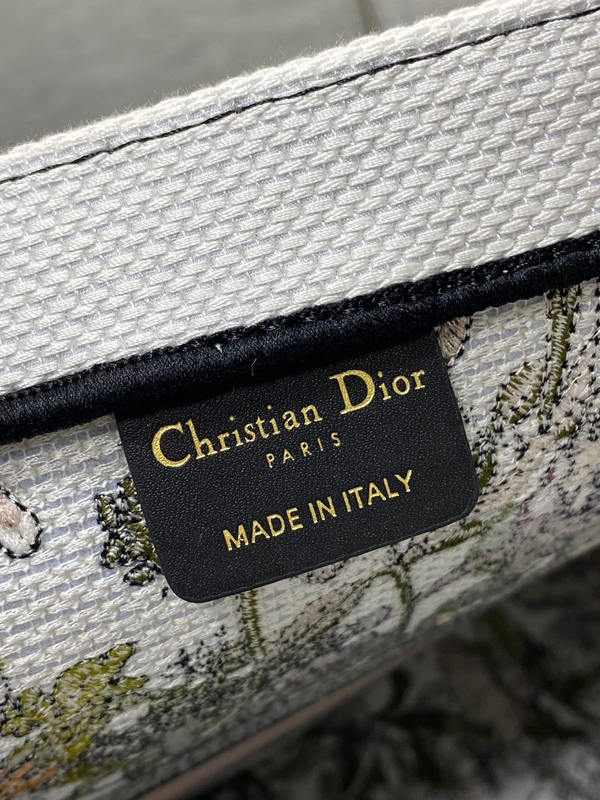 CD Medium Dior Book Tote Floral Motif White Pink Cotton