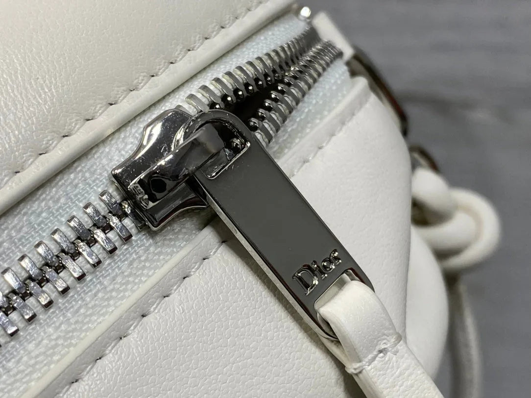 Dior 2026 Bow Pouch 20cm White Lambskin 284143
