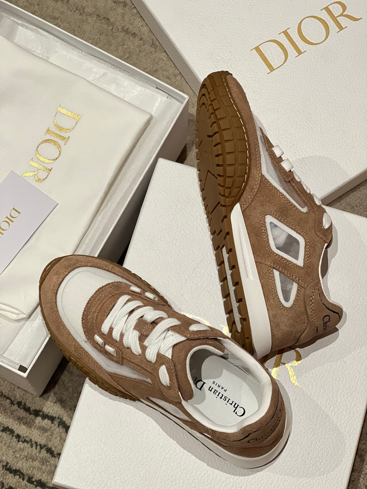 CD Tech Sneaker Coffee White Mesh Suede 707906