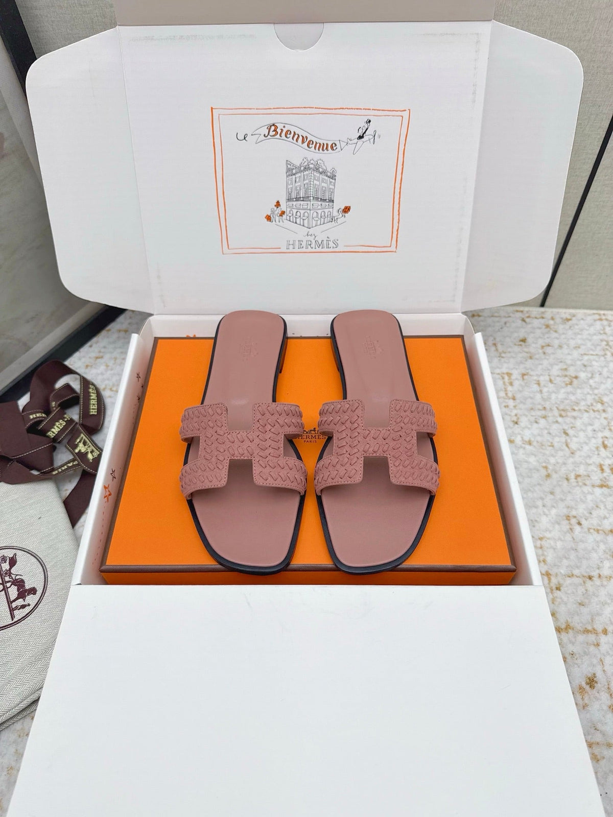 HM 26ss Oran Sandals Nude Pink Suede Sheepskin 625135