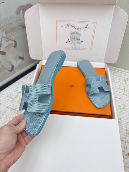 HM 26ss Oran Sandals Blue Cowhide 625042