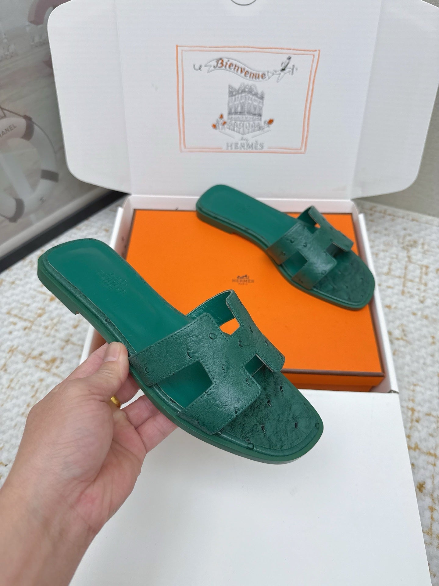 HM 26ss Oran Sandals Forest Green Ostrich Leather 625108