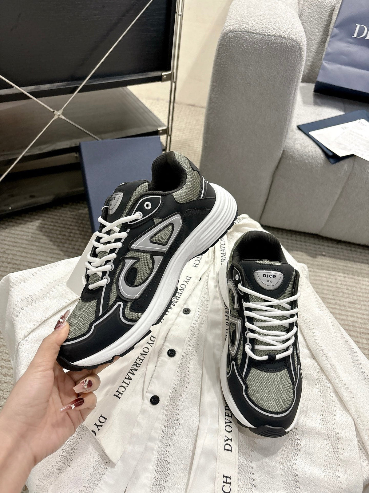 CD B30 Sneakers Black Silver Gray Technology Fabric 438319