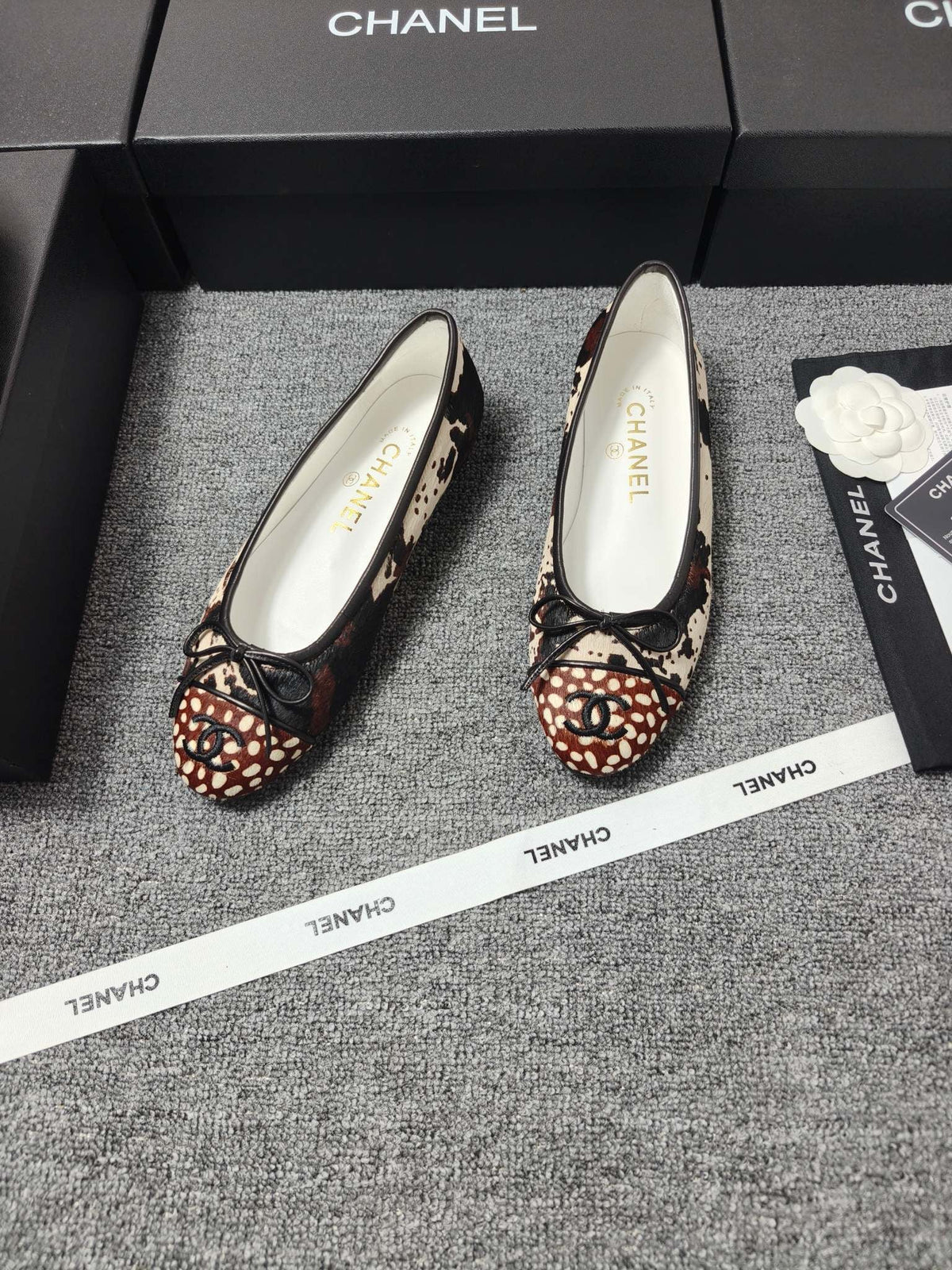 Chanel 2026 Ballet Flat Black Cream Brown Horsehair Calfskin 696628