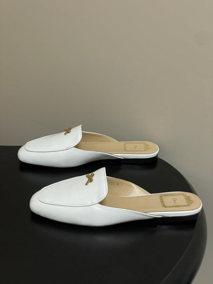 CD 26 Baby Bow Flat Mule White Cowhide Sheepskin 632596